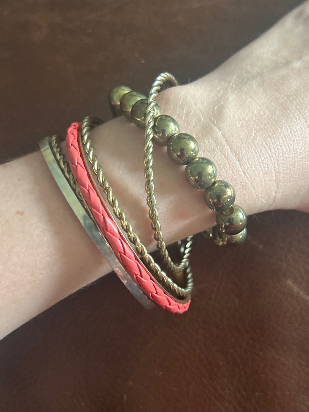 Set of 6 bangle bracelets